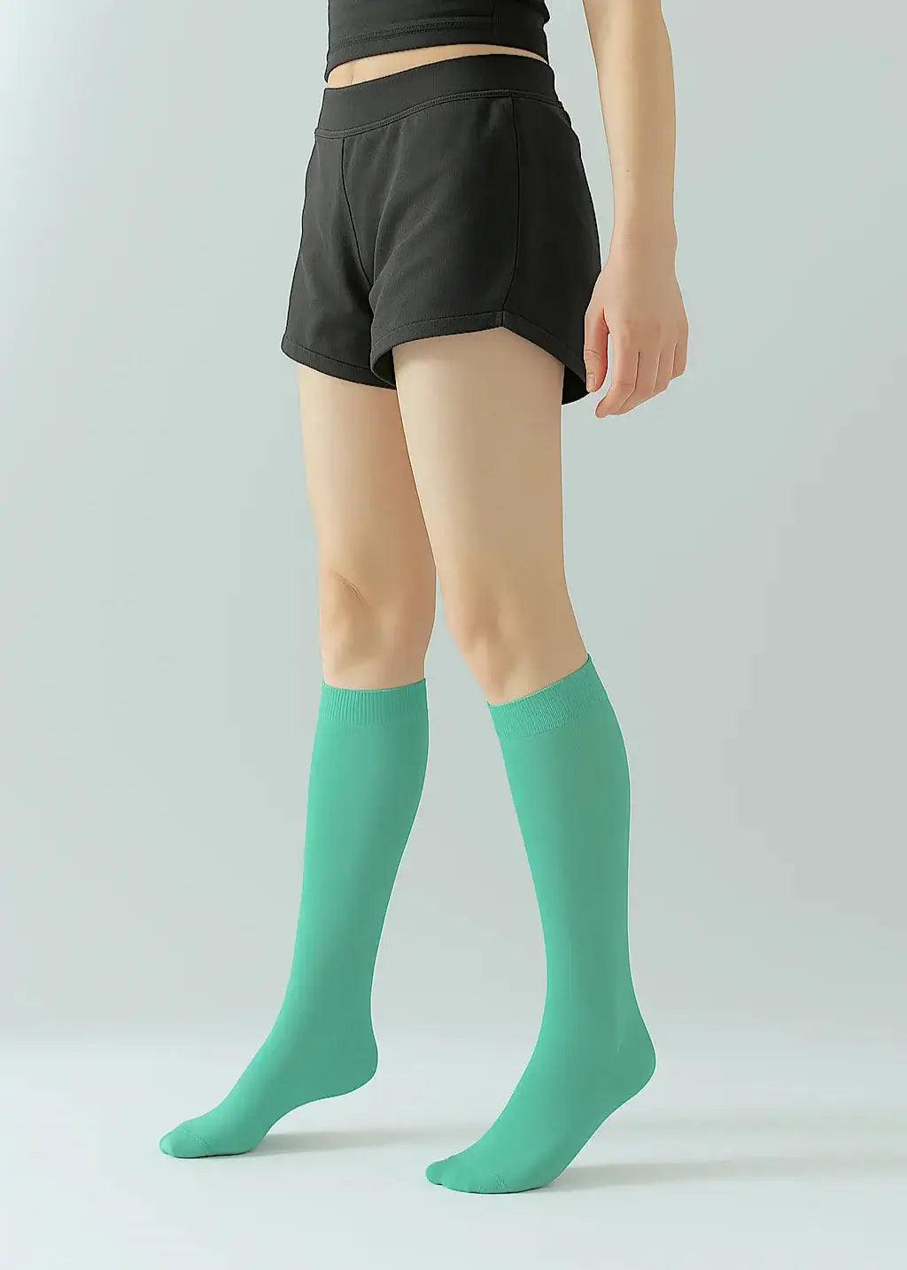Green Compression Socks｜How Long to Wear Compression Socks? - snzysock